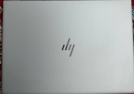 HP ELITE BOOK  NEW HP LOGO 8Gb/256Gb SSD. . . . . . . . 1Gb grafic card