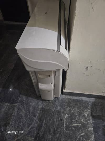 haier inverter ac 1.5 ton with 20 feet pipe