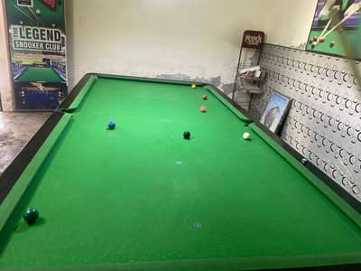 5 by 10 snooker well condition