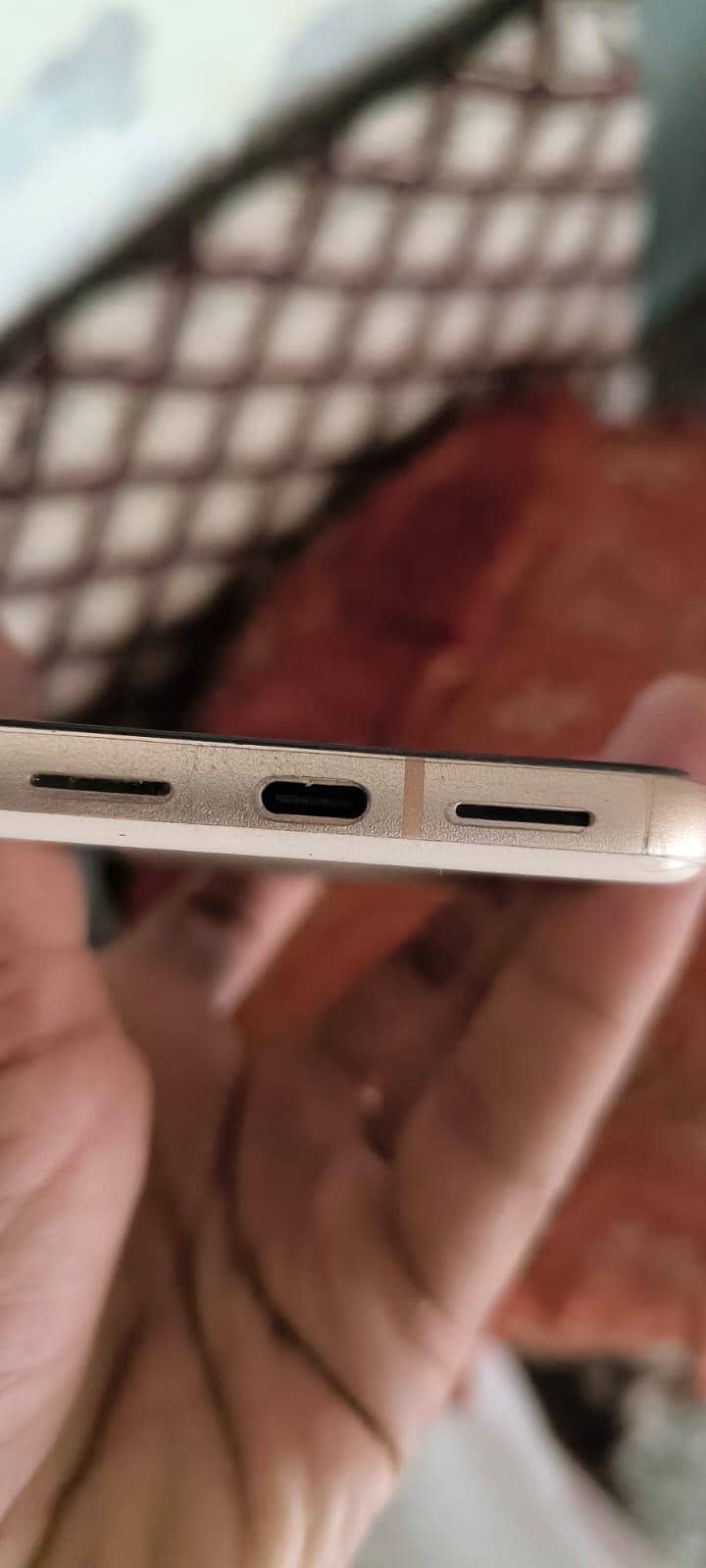 Google Pixel 8 4