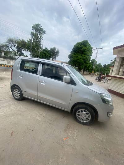 WAGON R VXL 03247818582- 2021/2022