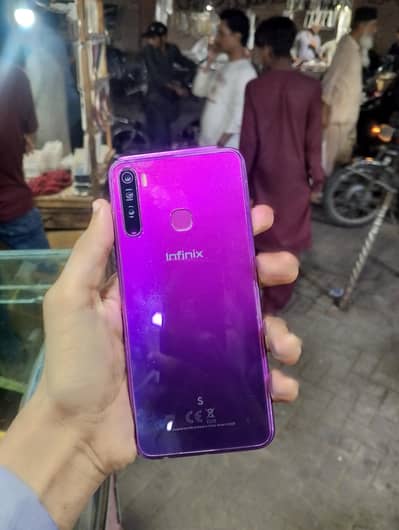 Infinix S5 4/64 WITH BOX PLZ CONTACT ON WHATSAPP NUMBER 03123172314