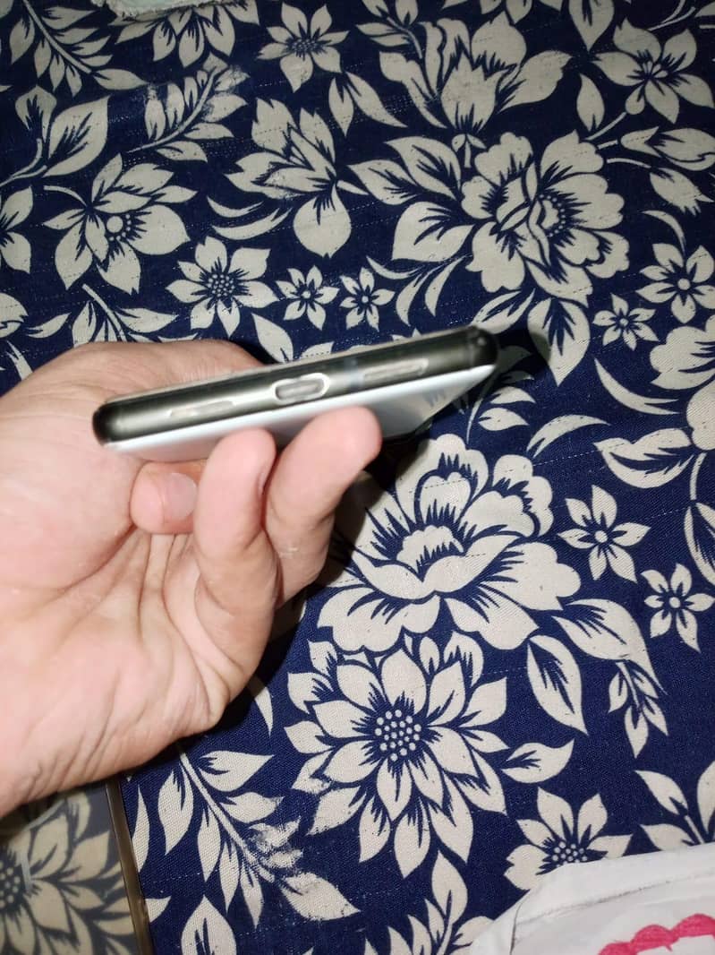 Google Pixel 6 5