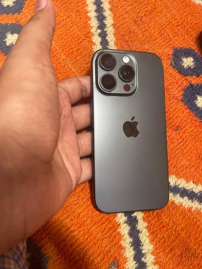Apple iPhone 16 Pro