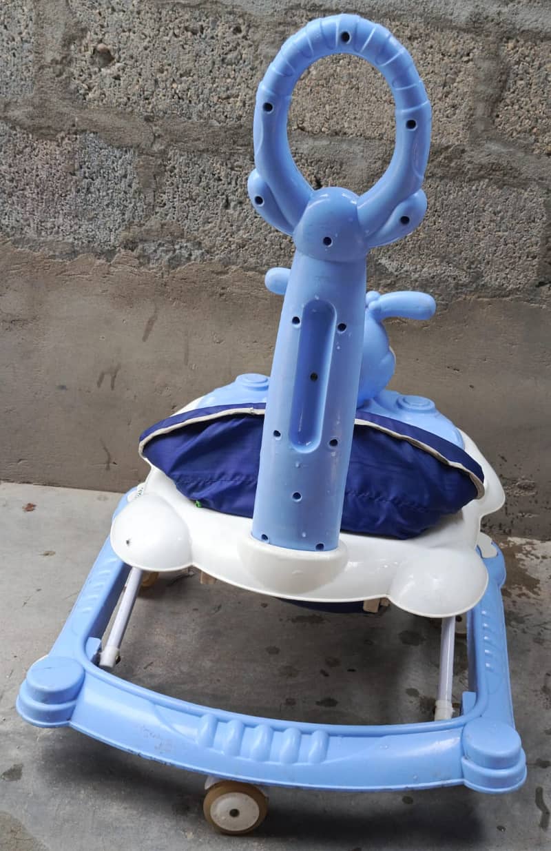 Baby's Walker. 0