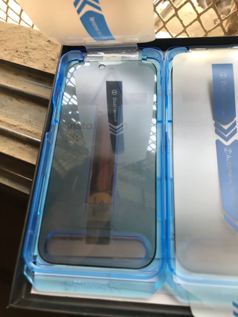 iPhone 17 pro screen protector 6