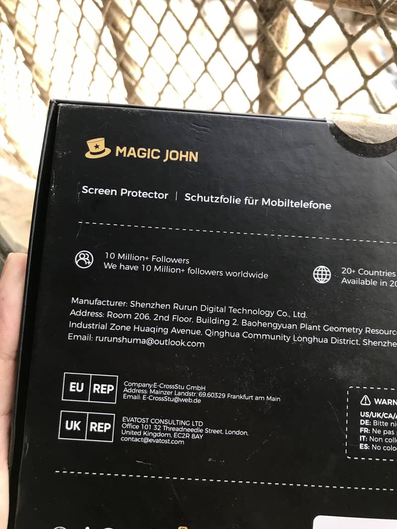 iPhone 17 pro screen protector 7