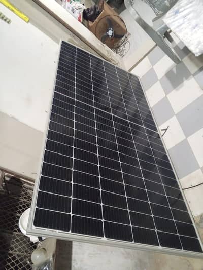 solar system 450 V