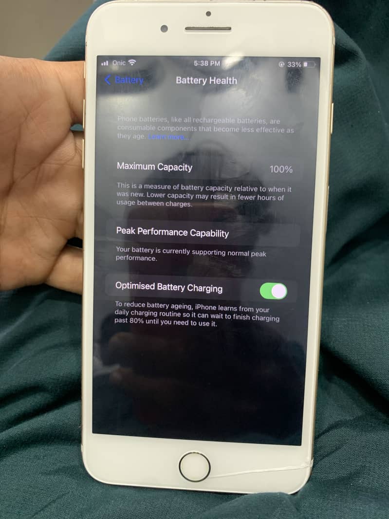 Apple iPhone 7 Plus 5
