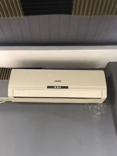 Sanyo AC Urgent for Sale