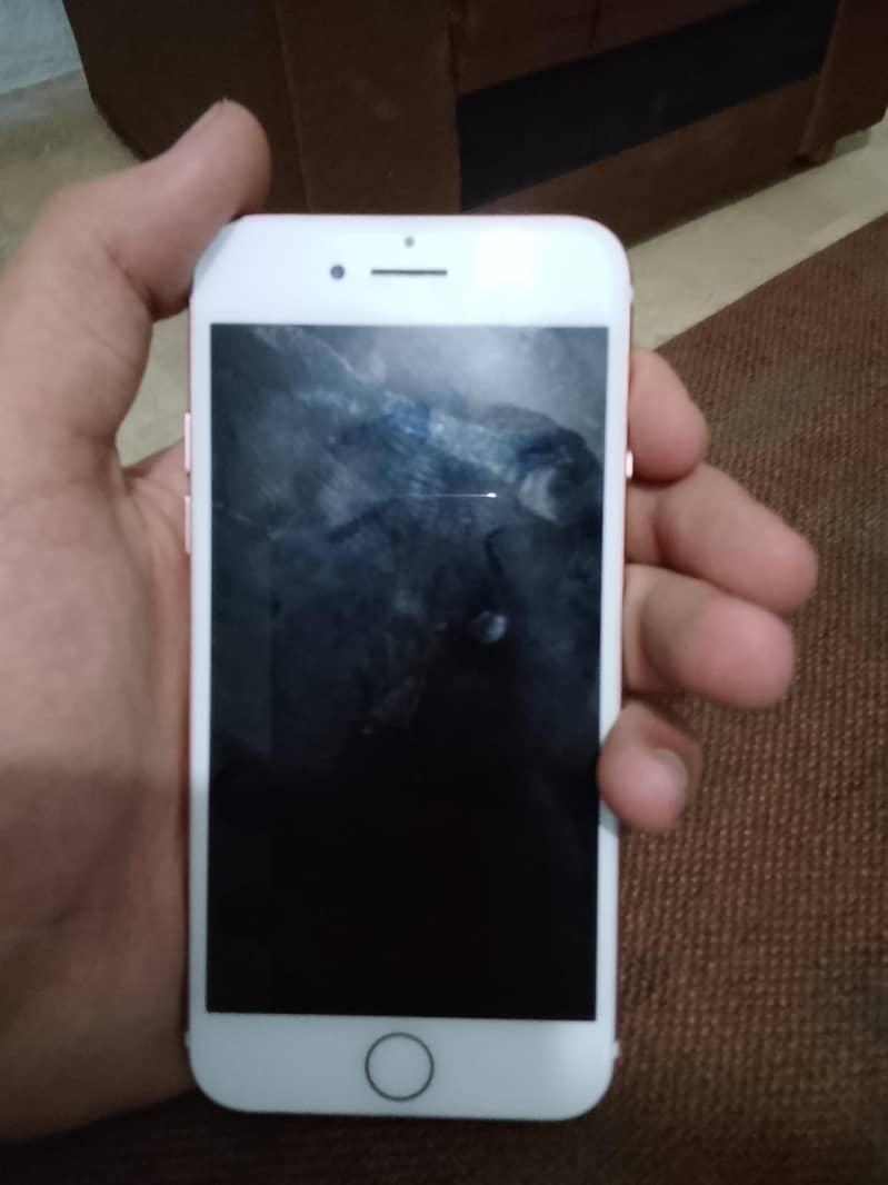 Apple iPhone 7 3