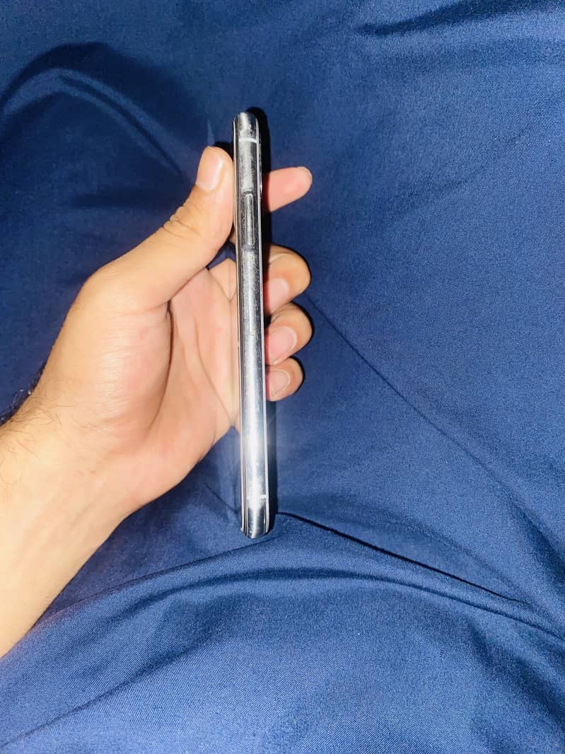 Apple iPhone X 1