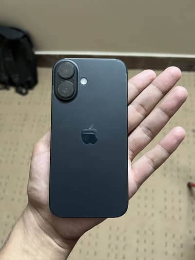 Apple iPhone 16