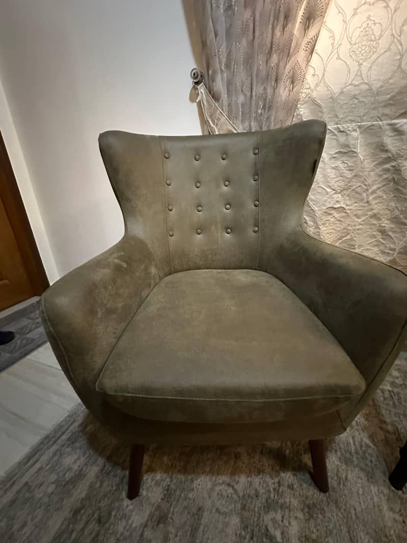 2x Interwood bedroom sofas 1