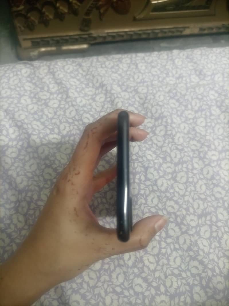Apple iPhone 7 Plus 5