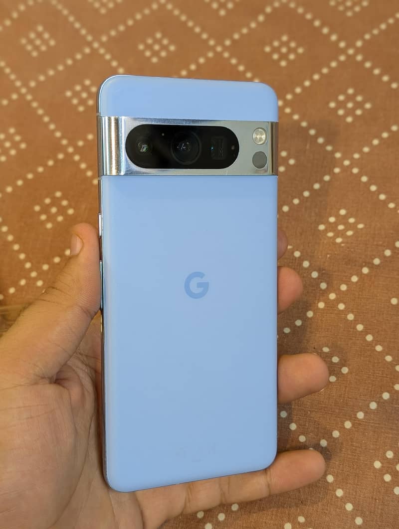 Google Pixel 8 pro 0