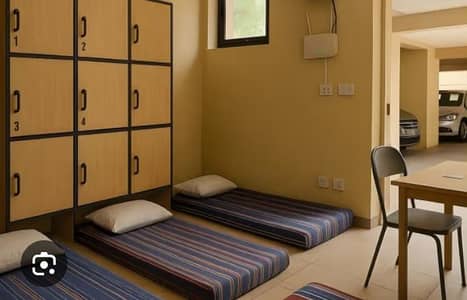 Per Head Wise Seat Available With All Facilities in Economical