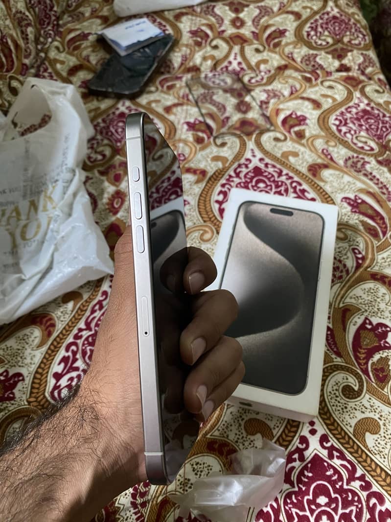 iphone 15 pro max 1