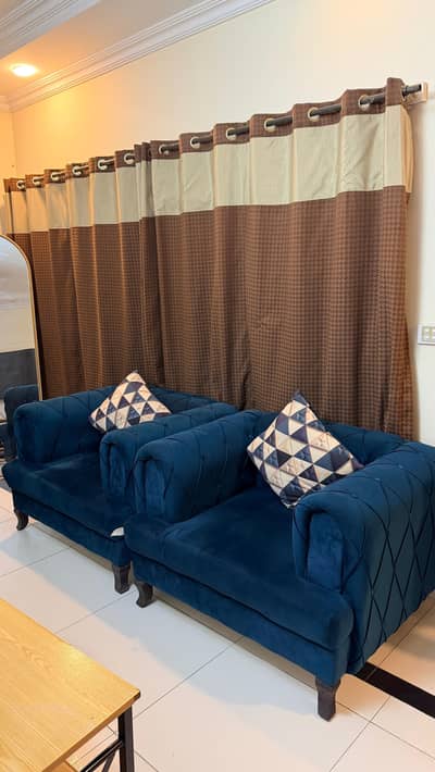 7 seater sofa set new condition