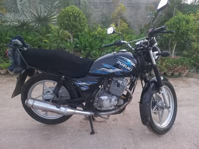 Suzuki GS 150 SE 2021