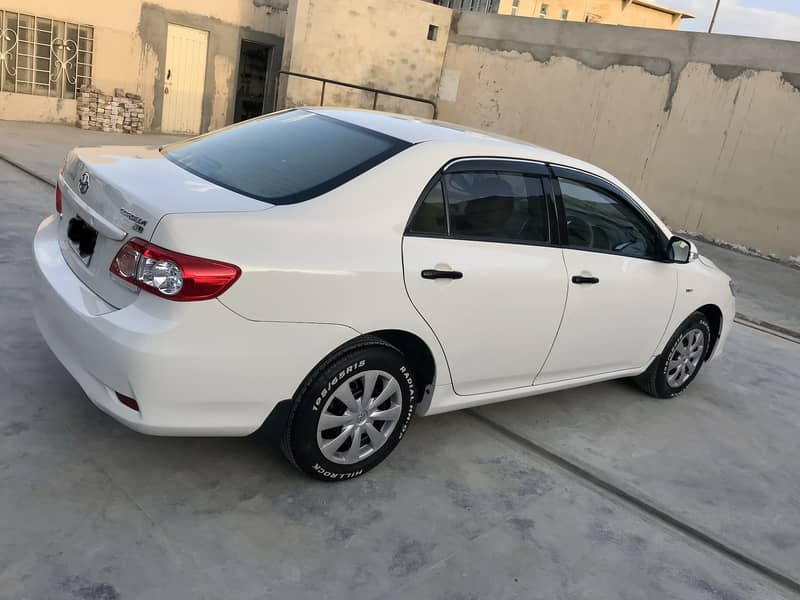 Corolla in Pristine condition 6
