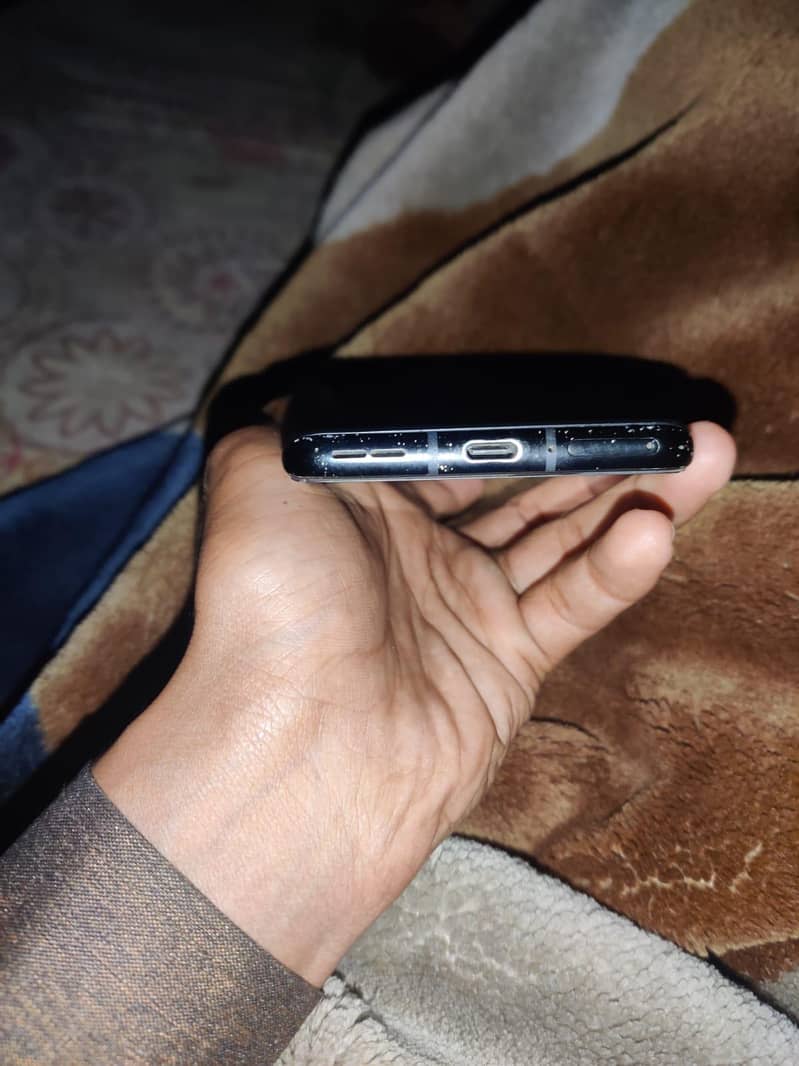 One Plus 9 Pro 4