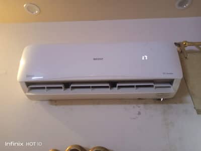 Orient 1 Ton Inverter split AC