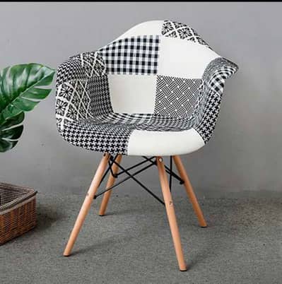 Fancy tulip chair