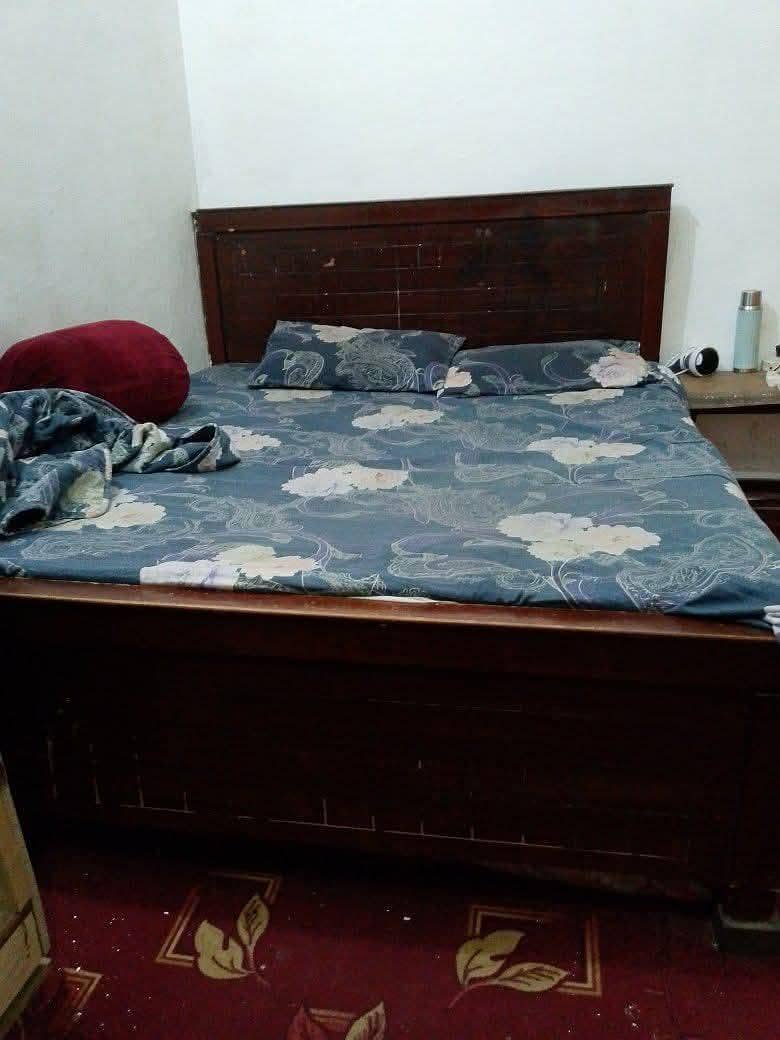 double bed 0