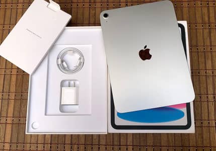 iPad 11 Silver 128GB