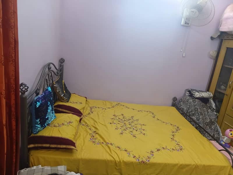 iron bed 1