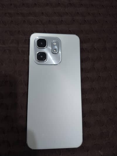 Infinix Hot 50i 6/128 contact num: 03018062194