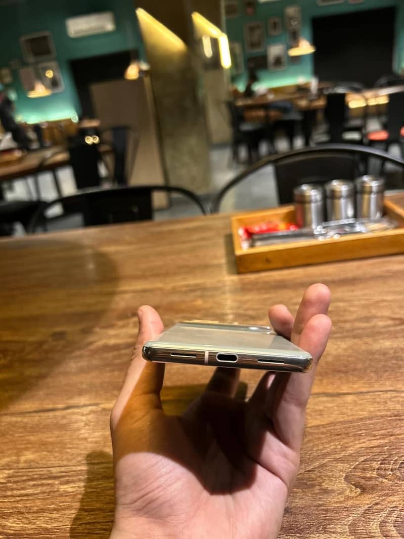 Google Pixel 7 Pro 4