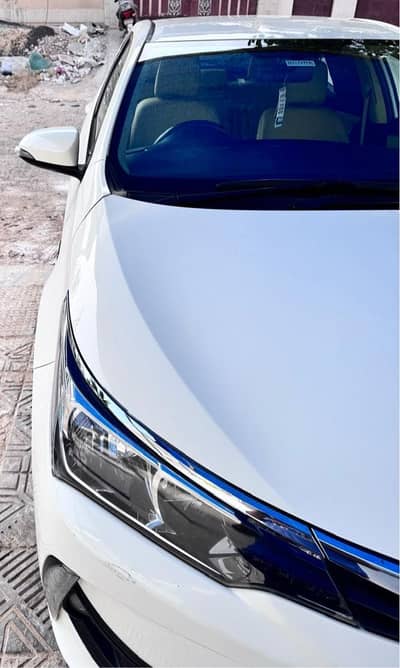 Toyota Corolla Altis 1.6 White 2020