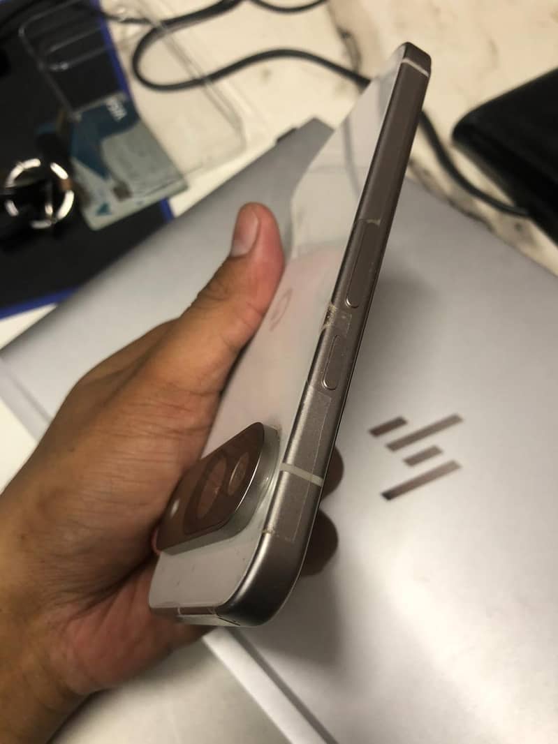 Google Pixel 9 4