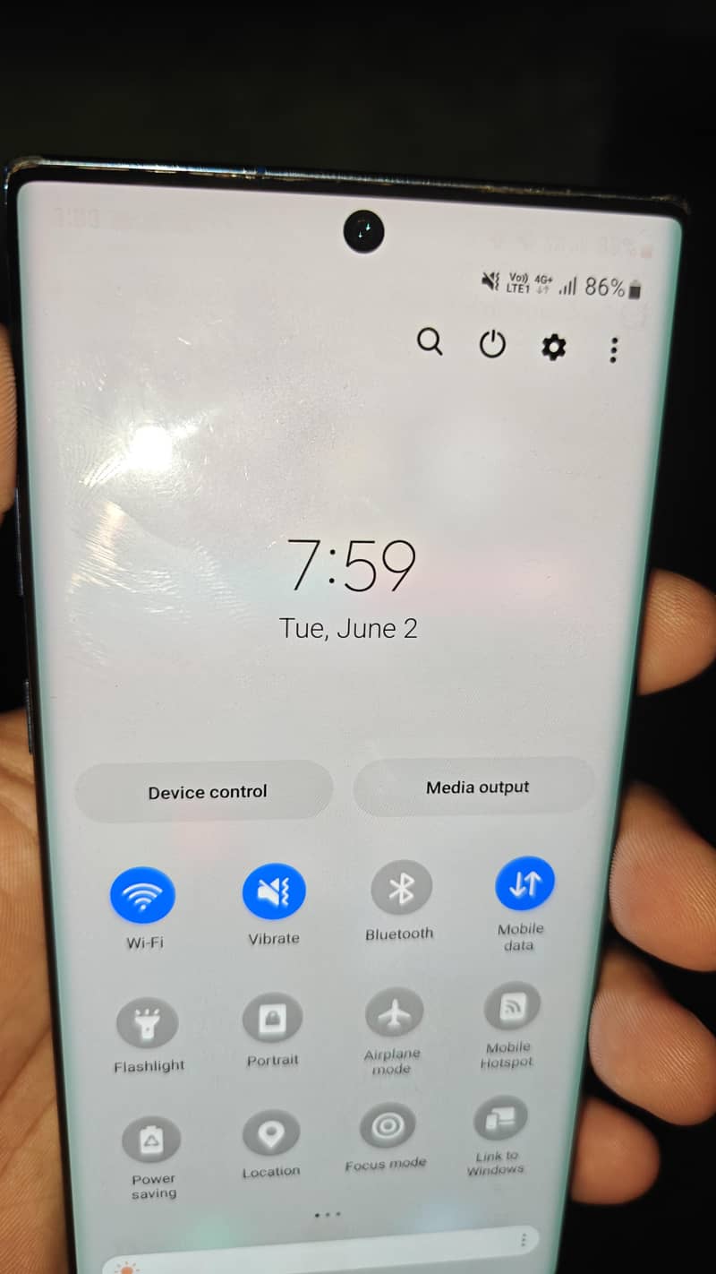 Samsung Mobile Note 10 Plus 4
