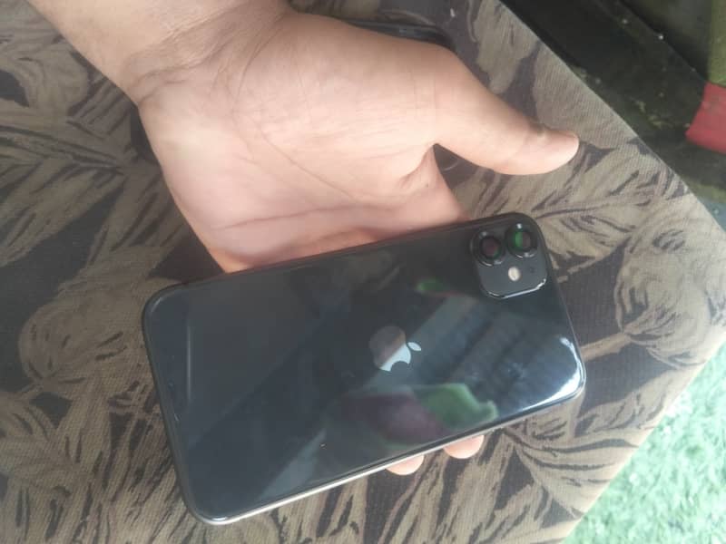 Apple iPhone 11 2