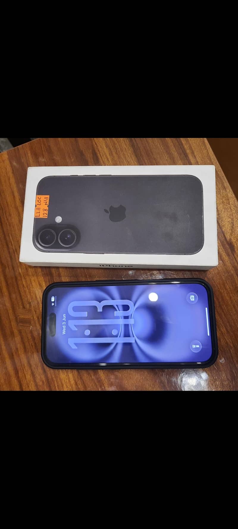 Apple iPhone 16 0