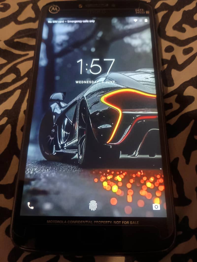 Motorola E4 Plus 5