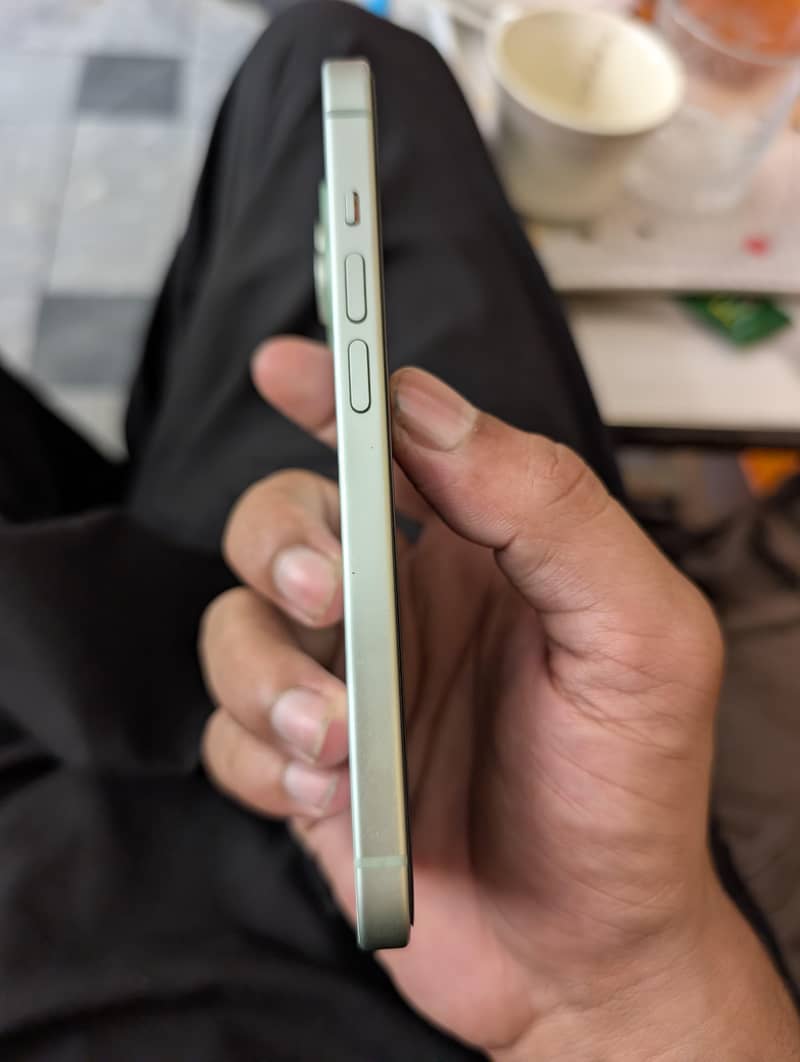 iPhone 15 1