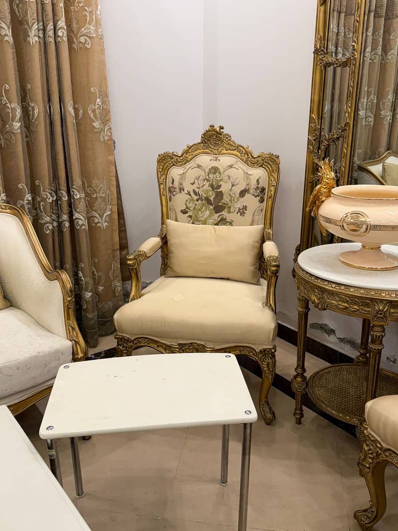 Sofas with chairs and tables 5