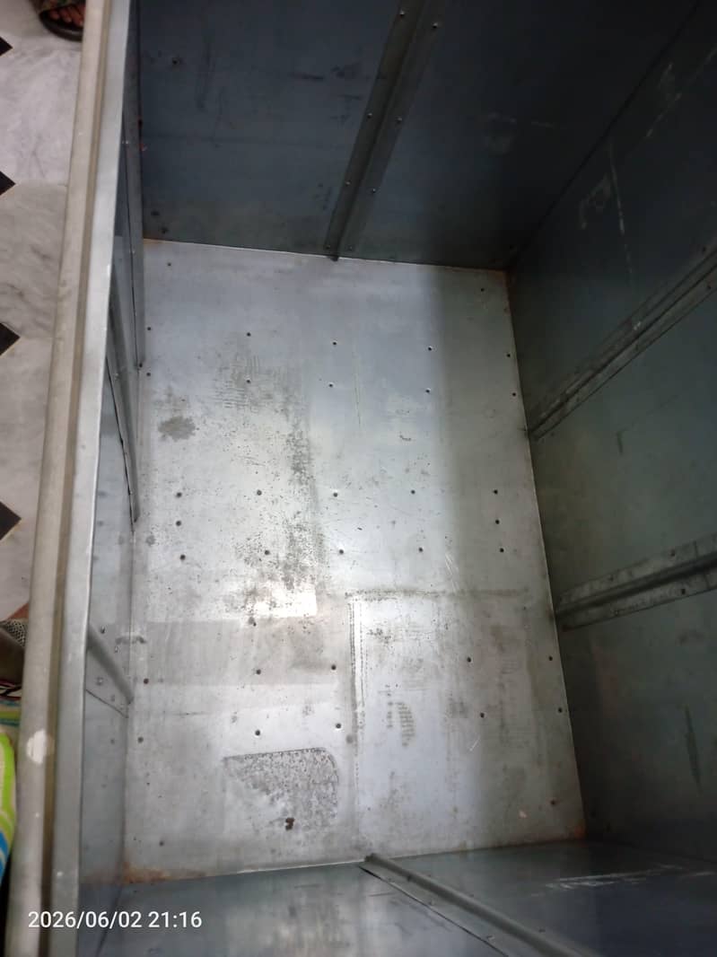 trunk (sandook) 1