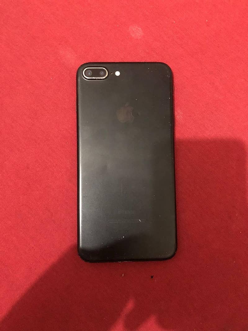 Apple iPhone 7 Plus 1