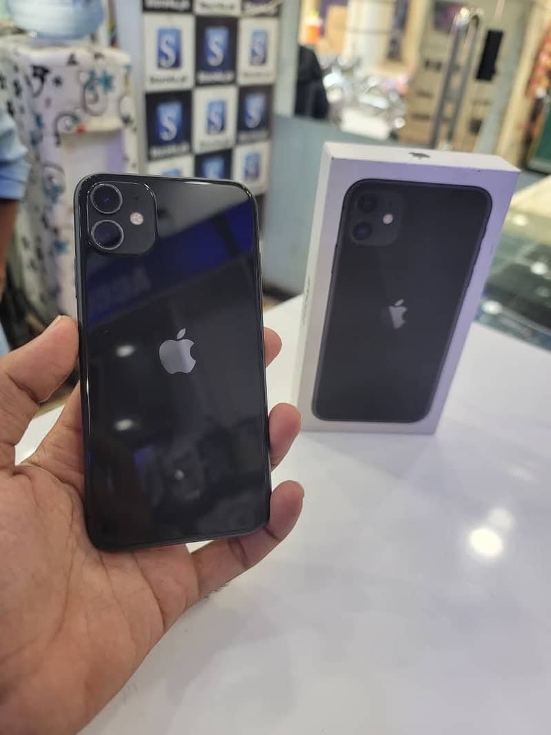 Apple iPhone 11 0