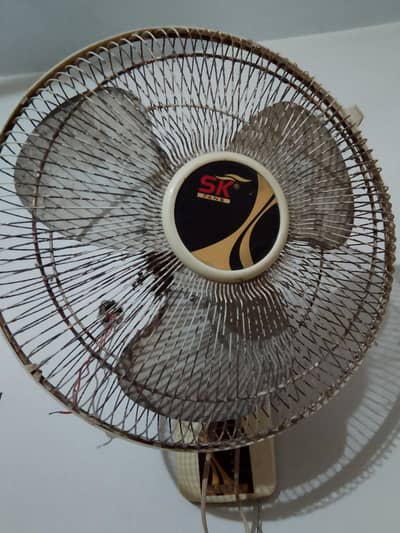 wall fan genuine condition