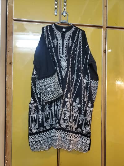 MARYUM & MARIA 3PC LUXURY LAWN 10/10