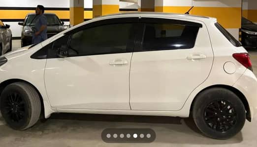 Toyota Vitz 2015