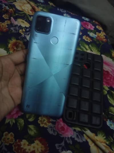 Realme C21Y 4 64