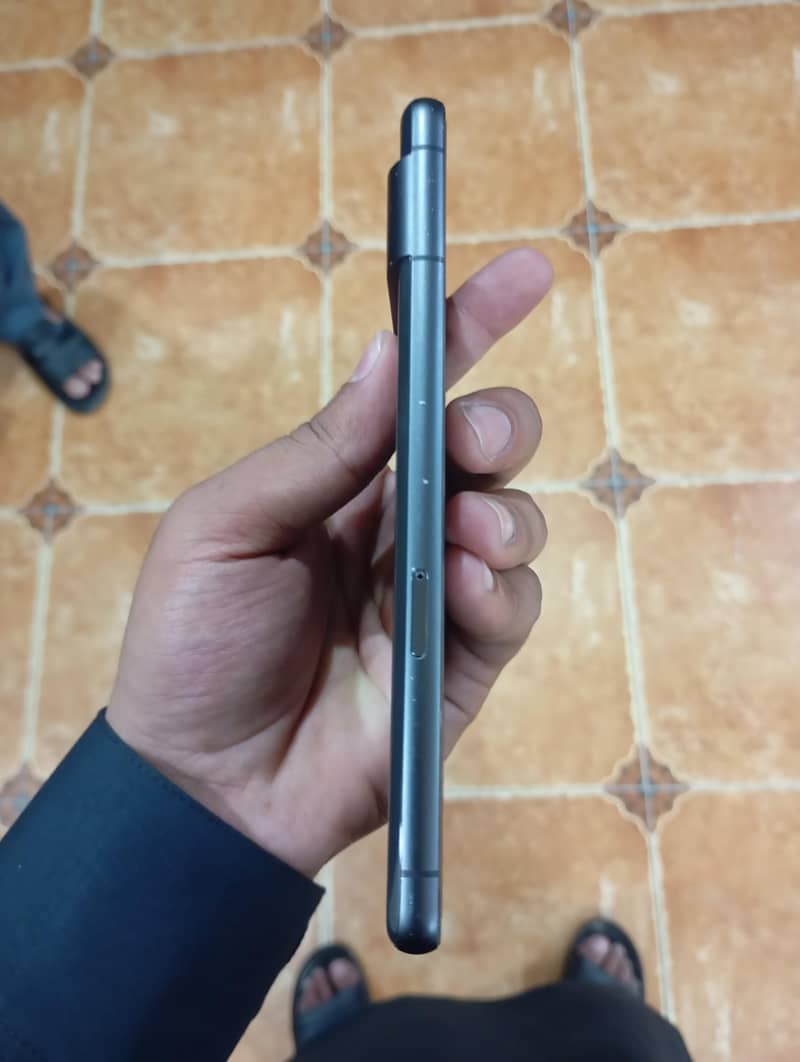 Google Pixel 7 5