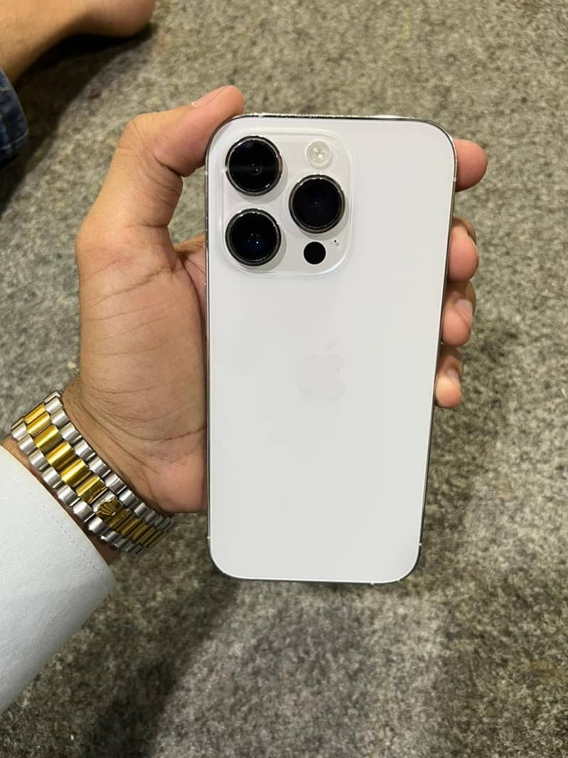 Apple iPhone 14 Pro 4